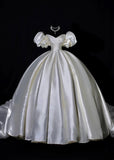 Plain Wedding Dresses Ball Gown Off The Shoulder Short Sleeves Satin Pleated Brides Dress Fitted Long Bridal Gowns HZ0311