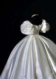 Plain Wedding Dresses Ball Gown Off The Shoulder Short Sleeves Satin Pleated Brides Dress Fitted Long Bridal Gowns HZ0311