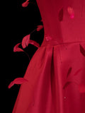 Ball Gowns Prom Dress Aesthetic Strapless Red Satin With Feather Style Impress Long Prom Dresses Party Formal Gowns HZ0311